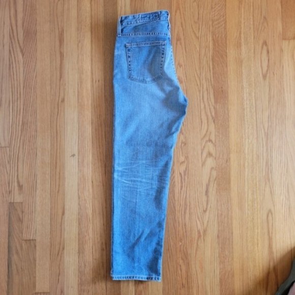 AG Jeans Isabelle High-Rise Straight Crop Jeans - Picture 11 of 12